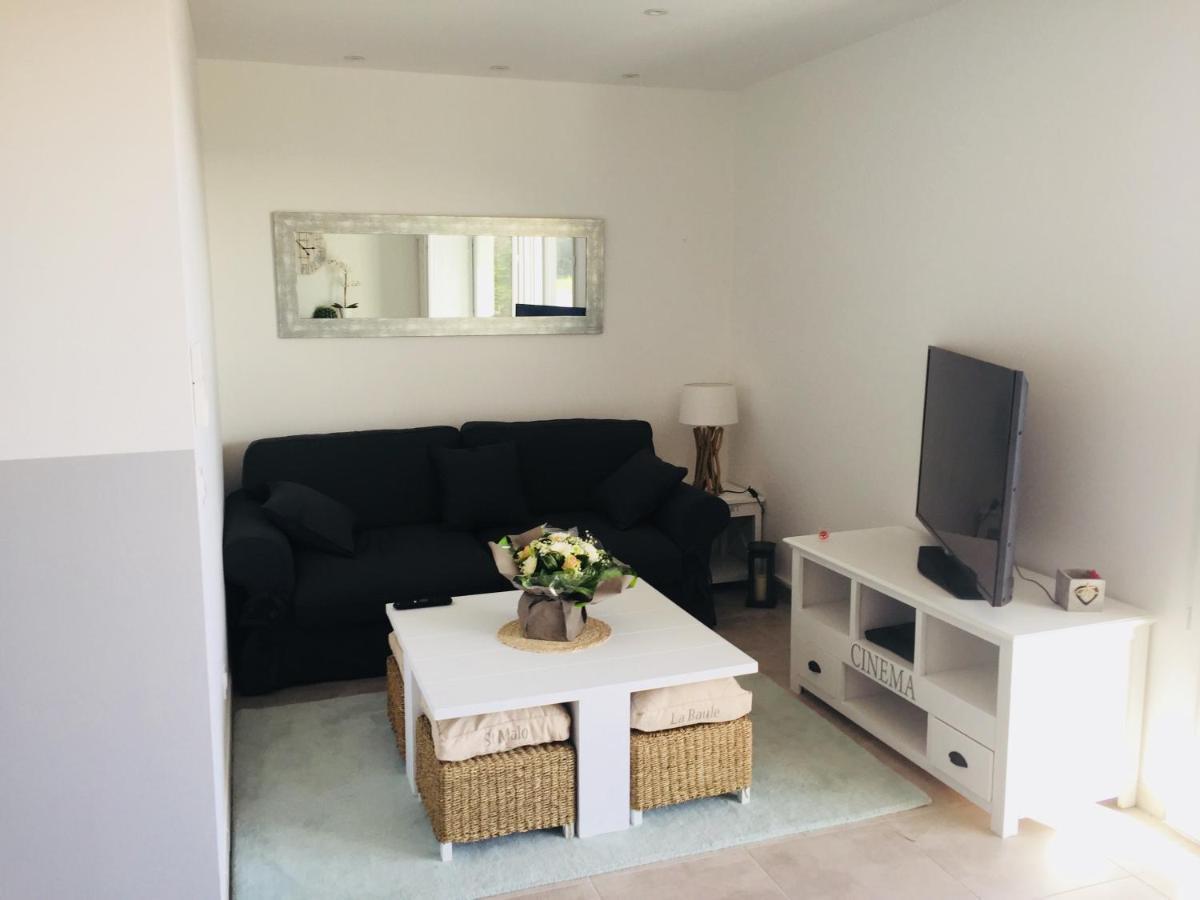 Maison Confort 4etoiles , Clim, , Piscine Holiday home