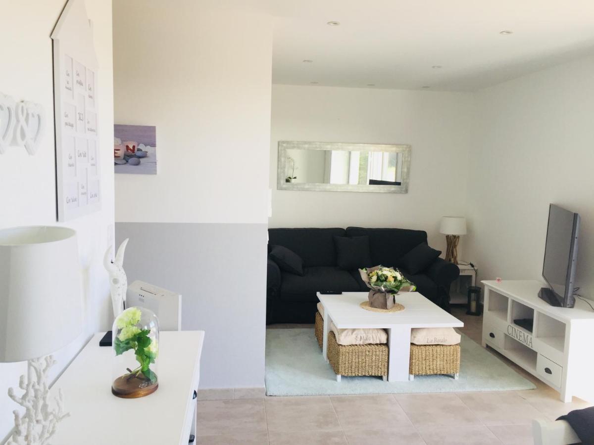 Maison Confort 4etoiles , Clim, , Piscine Holiday home